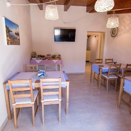 바스토 Le Mansardine B&B 외부 사진